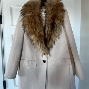 Elegant Cream Coat with Faux Fur Collar